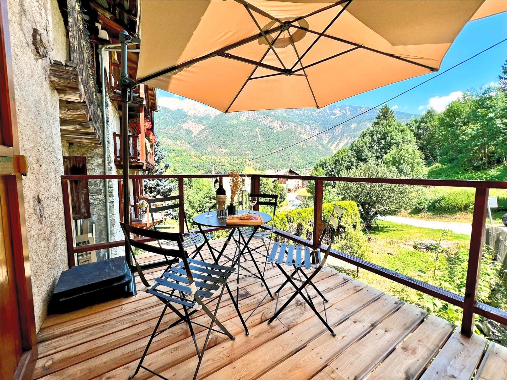 Charmante Maison De Montagne ブリアンソン エクステリア 写真